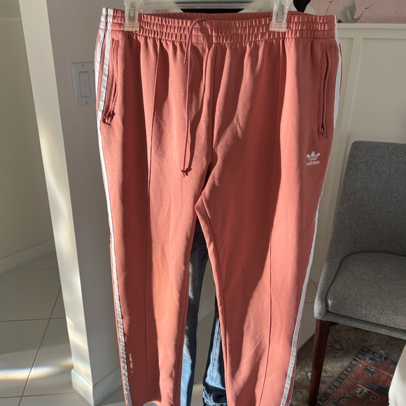 Adidas Women's Joggers Coral SIZE XL Women Trackpants Sweatpants 3 Stripe - Picture 1 of 10